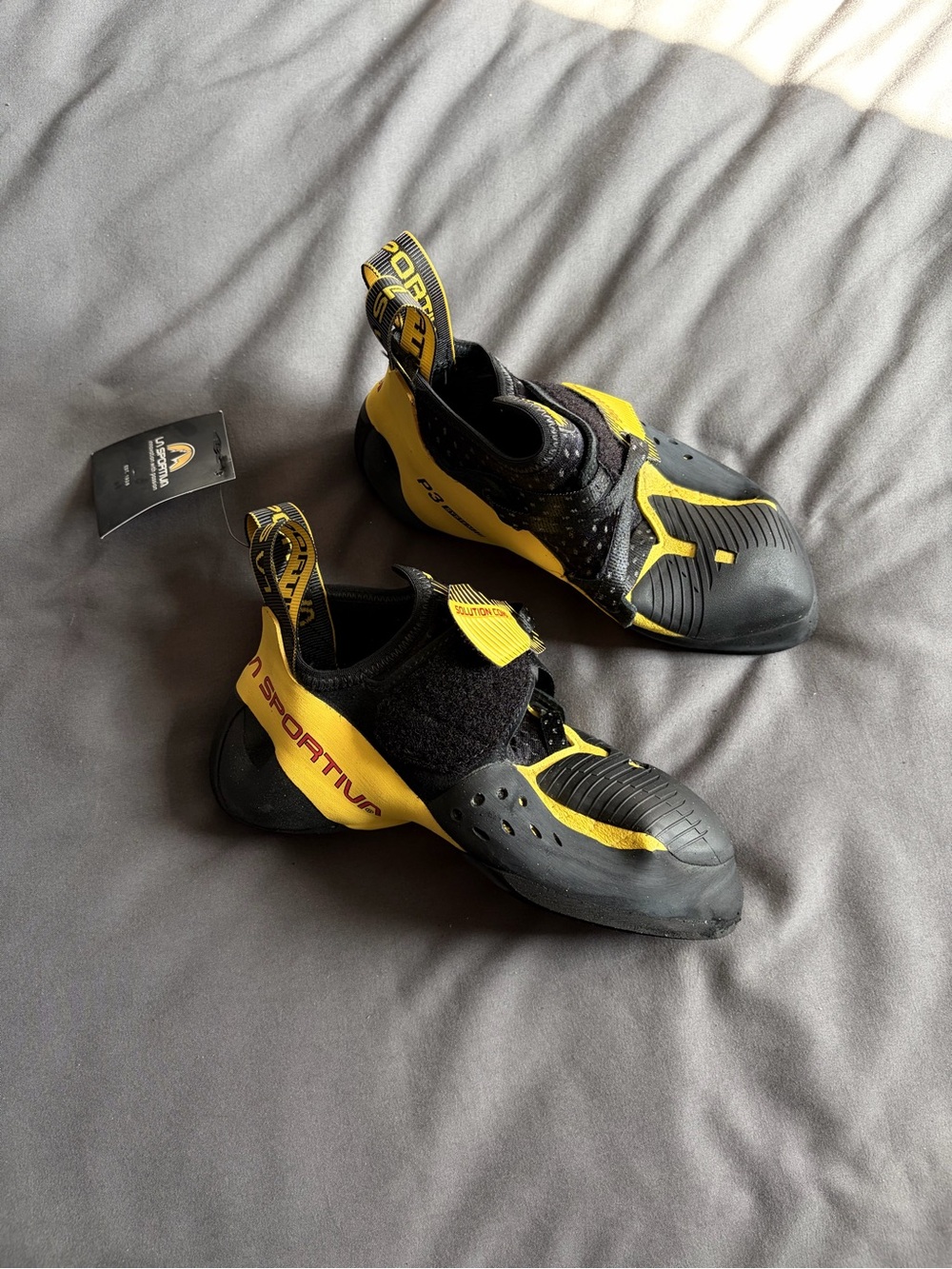 La Sportiva Solution Comp Climbing Shoes - EUR 36.5